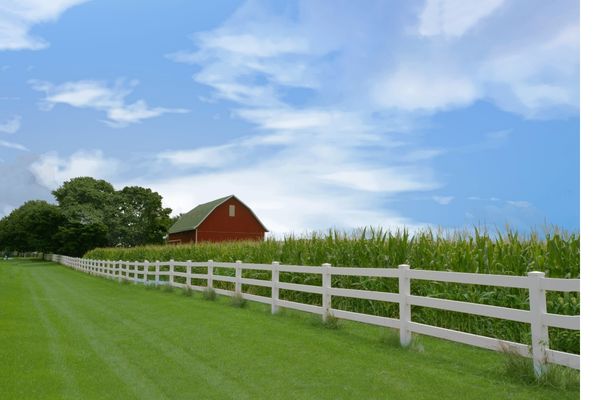 Agricultural Fencing Vinyl Rail Fence